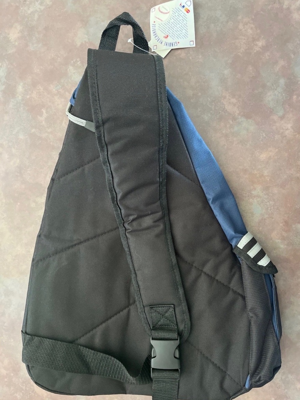 MLB New York Yankees Navy & Black Sling Backpack / overnight travey carry on - Picture 2 of 10